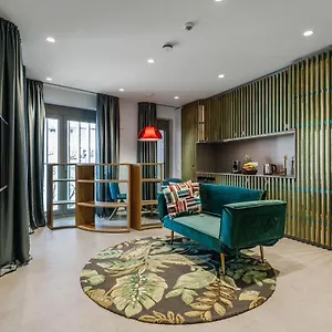 Brucklyn Hotel